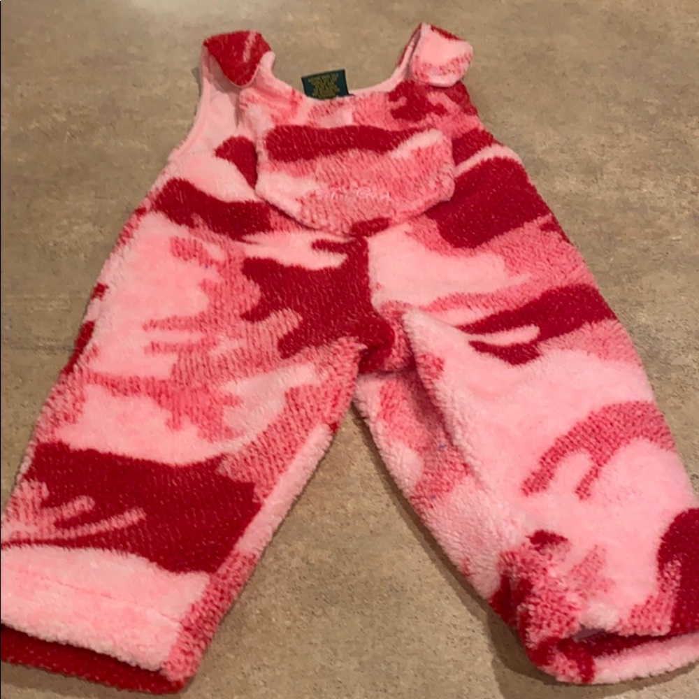 Girls Cabelas fuzzy snow pants 6/12 months
